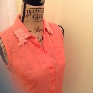 🧡 Womens orange blouse by Vera Wang